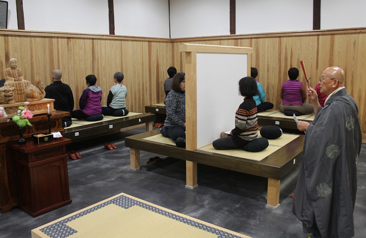 zazen(seated Zen meditation)